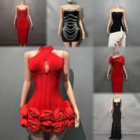 Robe de soirée sirène mi-mollet froncée en laine à col montant et fines bretelles, taille empire, pour cocktail