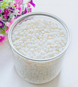 Hochwertiges Erucamid CAS 112-84-5 Festkristallisiertes Agrochemisches Zwischenprodukt Organisch <span class=keywords><strong>99</strong></span>% Reinheit SS Marke zu Gutem Preis - Product Image 3