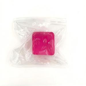 Vente Flash : Balle Anti-Stress Rose Tendance en TPR Souple, Jouet Sensoriel Élastique à Presser pour Soulager l'Anxiété et la <span class=keywords><strong>D</strong></span>écompression - Product Image 5