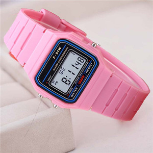 IStapromo <span class=keywords><strong>Regali</strong></span> di Benvenuto, Orologio Digitale Resistente all'Acqua e alle Cadute, Display LCD, Cinturino in PVC da 24mm, Orologio per Bambini - Product Image 3