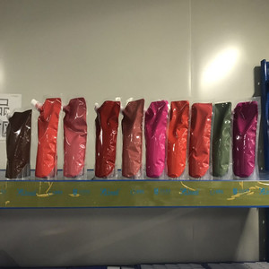 140Ml y 420ml Bolsa de plástico Brillo de labios a granel Base de brillo de labios con acabado vegano y libre de crueldad - Product Image 6