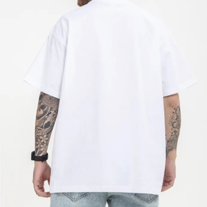 Camiseta de Cuello Redondo Extra Grande para Hombre, Color Blanco Clásico, 95% Algodón, 5% Elastano, de Alta Calidad, en Oferta - Product Image 2