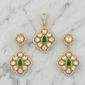 925 Silver <b>Emerald</b> Kundan Polki <b>Pendant</b> Set with Earrings Gold Designer Diamond Cut Wedding Jewelry For Women - Product Image 2