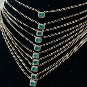 Collar de Diamantes de Lujo Xinfly en Oro Real de 18k, con Colgante de Esmeralda Natural de 0.25ct y Diamantes de 0.05ct, Personalizable con Piedras Preciosas - Product Image 3