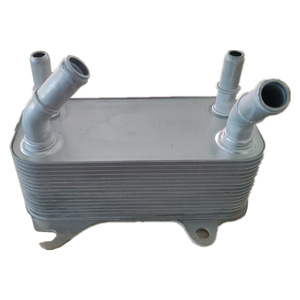 Radiateur 8R29-7A095-BD refroidi par eau pour Ford Ranger Volvo Mazda - Product Image 1