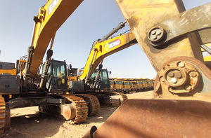 Excavadora Usada XCMG Oficial, Modelo XE700D, 70 Toneladas, Excavadora de Orugas en Venta - Product Image 2