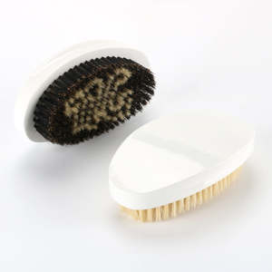 Brosses à ondulations incurvées Abeis en gros OEM pour hommes, poils de sanglier doux ou moyennement durs, brosse à ondulations 360 en bois - Product Image 4