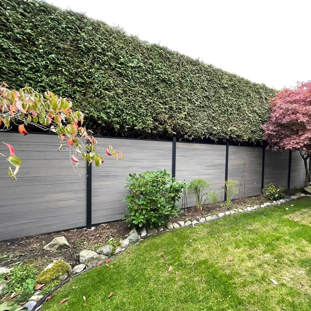 GMT papan pagar berongga komposit disesuaikan tampilan kayu privasi eksterior taman pagar ramah lingkungan