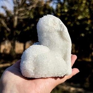 Géode de Druse d'Agate Blanche de Haute Qualité, Grappe de Cristaux d'Améthyste Naturelle pour la Décoration - Product Image 2