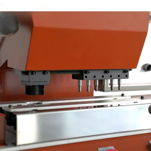 <span class=keywords><strong>Trous</strong></span> de presse hydraulique à grande vitesse <span class=keywords><strong>ceinture</strong></span> en cuir poinçonnage queue coupe faisant la <span class=keywords><strong>Machine</strong></span> ou sacs d'intérieur de voiture chaussures à grande vitesse - Product Image 5