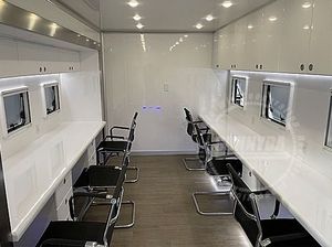 2025 thiết kế mới sang trọng văn phòng và trang điểm Trailer nhà vệ sinh Trailer với nhà vệ sinh và vòi hoa sen - Product Image 5