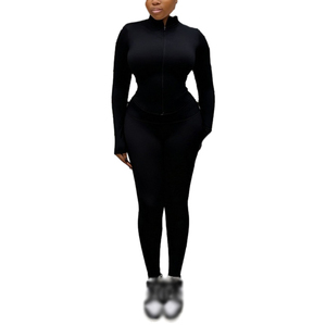 ชุดเซ็ตสองชิ้นแฟชั่นสำหรับผู้หญิง เสื้อแขนยาวคอตั้งแบบซิป สีพื้น ทรงเข้ารูป พร้อมกางเกงออกกำลังกาย - Product Image 1