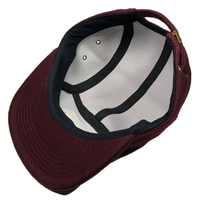 ODM, venta al por mayor, alta calidad, Unisex, Color puro, rojo, etiqueta tejida personalizada, ropa deportiva para montar en bicicleta, gorra de campamento de lana con 5 paneles a presión