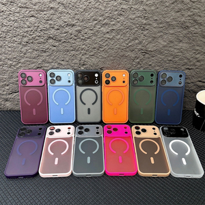 เคสโทรศัพท์แบบใสกึ่งด้าน ป้องกันกล้องเต็มรูปแบบ ผลิตจาก TPU และ PC รองรับการชาร์จแบบแม่เหล็ก ป้องกันรอยขีดข่วน สำหรับ iPhone 18 Pro และ 18 Pro Max - Product Image 2