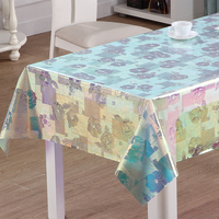 Nappe de table en PVC irisé RNPT avec motifs de médaillons floraux, brillance arc-en-ciel et fini lisse pour tables à manger