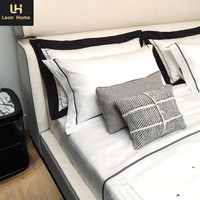 Cadre de lit blanc rembourré en cuir synthétique, lit queen avec rangement, lit double de luxe de style italien, lit king size
