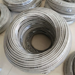 Mangueras de goma de metal de alta presión trenzadas para agua y combustible flexibles Servicios de corte y moldeado personalizados DN6 disponibles - Product Image 2