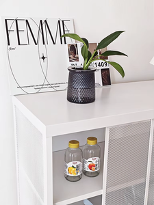 Einzigartig Gestalteter TV-Ständer Wohnzimmer-TV-Schrank mit Gittertür Reichlich Stauraum - Product Image 6