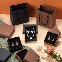 Boîte à bijoux en carton recyclable, style rétro, imitation bois, pour boucles d'oreilles, colliers, bagues, bracelets, emballage cadeau, boîte de présentation