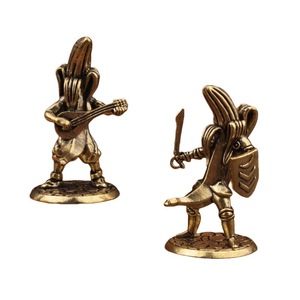 Figurine de guerrier banane en laiton avec guitare et bouclier, décoration de table pour la maison, ornement métallique fantaisie - Product Image 5