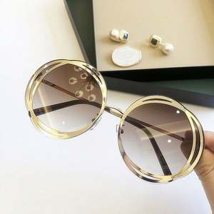 Vente en gros de lunettes de soleil tendance, monture métallique, grande taille, UV400, lunettes de soleil rondes surdimensionnées pour femmes, 2021 - Product Image 1