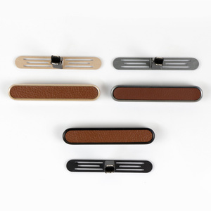 Klip ventilasi mobil logam <span class=keywords><strong>Premium</strong></span> dengan kulit Logo kustom parfum mobil tahan lama wangi kuat - Product Image 5