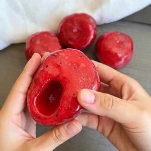 Jouet populaire anti-stress et de ventilation en forme de boule de smoothie pastèque, fait main, en <span class=keywords><strong>vaseline</strong></span> et maltose, à rebond lent - Product Image 1