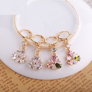 Pendientes Colgantes Florales de Oro Saudí de 18K con Circones de Lujo, Novedad 2026, Joyería Antideslustre, Venta Directa de Fábrica - Product Image 2