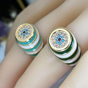 Bague ouverte réglable à motif ondulé texturé pour femme - Product Image 3