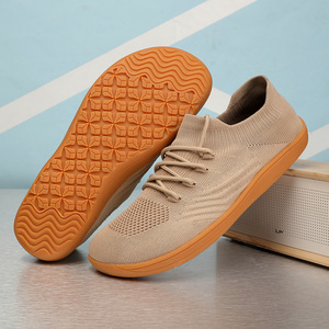 Chaussures de sport d'extérieur pour hommes à bout large, respirantes en maille, décontractées pour la marche, chaussures de travail, grandes tailles - Product Image 5