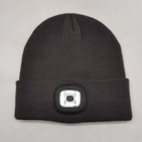 Berretto in maglia acrilica con LED integrati, riflettente, unisex, per adulti, ideale per viaggi, attività notturne all'aperto e invernali