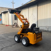 Mini-chargeuse sur pneus Kubota Euro 5 EPA à essence, 400 kg - 800 kg, avec accessoire broyeur forestier