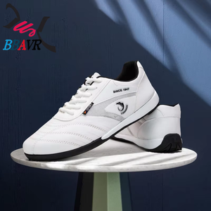 รองเท้าผ้าใบรุ่นล่าสุด ใส่สบายสำหรับผู้ชาย รองเท้ากีฬา รองเท้าลำลอง - Product Image 6