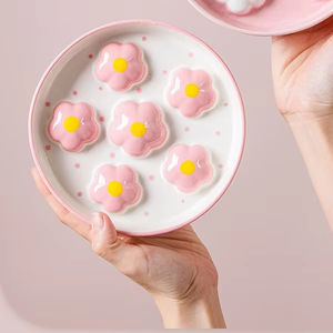 Tigelas para Animais de Estimação Jiale Modernas de Cerâmica Pintadas à Mão com Padrão Floral, Formato Arredondado, Suporte de Bambu, para Cães e Gatos, Comedouro Lento, Duráveis, Atacado - Product Image 2