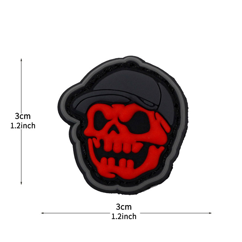 Chapeau tête de mort (rouge sur noir)