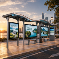 Abri de bus incurvé en acier inoxydable avec grand écran publicitaire LED, station d'attente de bus moderne pour sites touristiques