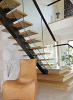 Luxuriöse Moderne Durchbrochene Treppe mit Holzhandlauf Premium Hochwertiges Design für Villen und Häuser