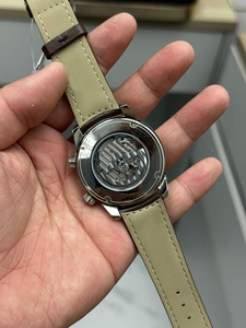 Reloj de Pulsera para Hombre, Diseño Exquisito, Esfera Pequeña, Movimiento Mecánico Automático, Correa de Cuero Marrón, Resistente al Agua, Estilo Deportivo, Venta al Por Mayor - Product Image 3