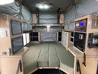 Mini caravane tout-terrain de luxe légère pour 4 personnes, directement de l'usine, avec rangement pour des aventures de camping en plein air