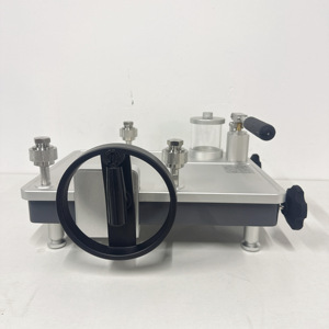 Bomba de Calibración Hidráulica de Agua OEM 1/2NPT HSIN611, Calibrador de Alta Presión, Comparador 713kgf/cm HSIN611 - Product Image 2