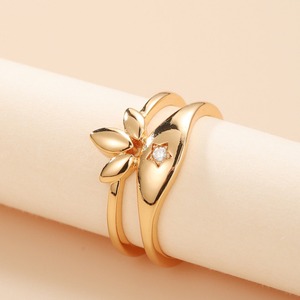 Anello Aperto a Forma di Foglia con Dettagli Scintillanti, Design Creativo, Accessori di Moda per Uomini e Donne - Product Image 3
