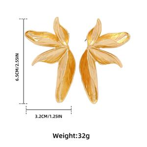 Pendientes de Oro con Diseño Escultural de Lazo, Corazón y Hoja, de Acero Inoxidable, Geométricos Exagerados, Modernos, Hechos a Medida, para Fiesta, 14K - Product Image 6