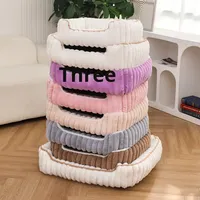 Nouveau lit pour animaux de compagnie en peluche douce et confortable de type tissu rayé carré à rayures épaisses DO