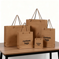 Vente chaude Sacs cadeaux en papier kraft avec logo personnalisé, cartes en carton argenté, carton ivoire pour vêtements, shopping, bijoux, montres