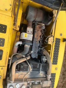 Vente en cours : Excavatrice sur chenilles d'occasion PC210 avec système entièrement hydraulique et garantie de 2 ans - Product Image 4