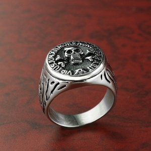 Zoryn virtus junxit mors Non separabit ผู้ชายสไตล์พังก์ชุบทอง18K แหวนสแตนเลสตัวอักษรทันสมัย - Product Image 4