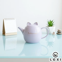Service à thé en céramique avec visage de chat mignon et moustaches dorées pour le thé de l'après-midi, idéal pour la maison, la cuisine, la table, ou comme idée cadeau.