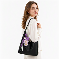 Nouveau porte-clés en peluche au design anime mignon, breloque de sac Kawaii, pendentif animal en peluche, accessoire étoile, mini poupée douce, décoration de sac à dos