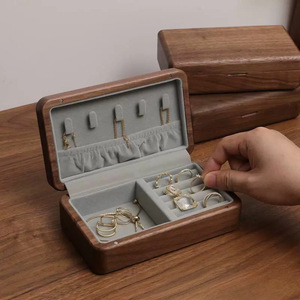 Caja de joyería de madera maciza, rectangular, con tapa, para anillos, pendientes, organizador de joyas, origen Shandong, capacidad 5 - Product Image 1