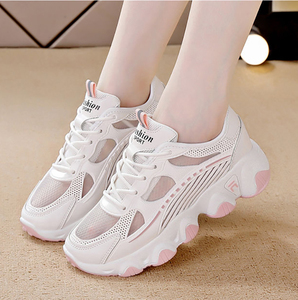 Venta al por mayor de moda para niñas plataformas casuales gruesas suela gruesa <span class=keywords><strong>mujer</strong></span> caminar correr deportes <span class=keywords><strong>mujer</strong></span> <span class=keywords><strong>tenis</strong></span> zapatos señoras zapatillas de deporte - Product Image 2